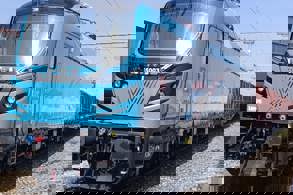 YERLİ VE MİLLİ LOKOMOTİF İLK SEFERİNİ TAMAMLADI