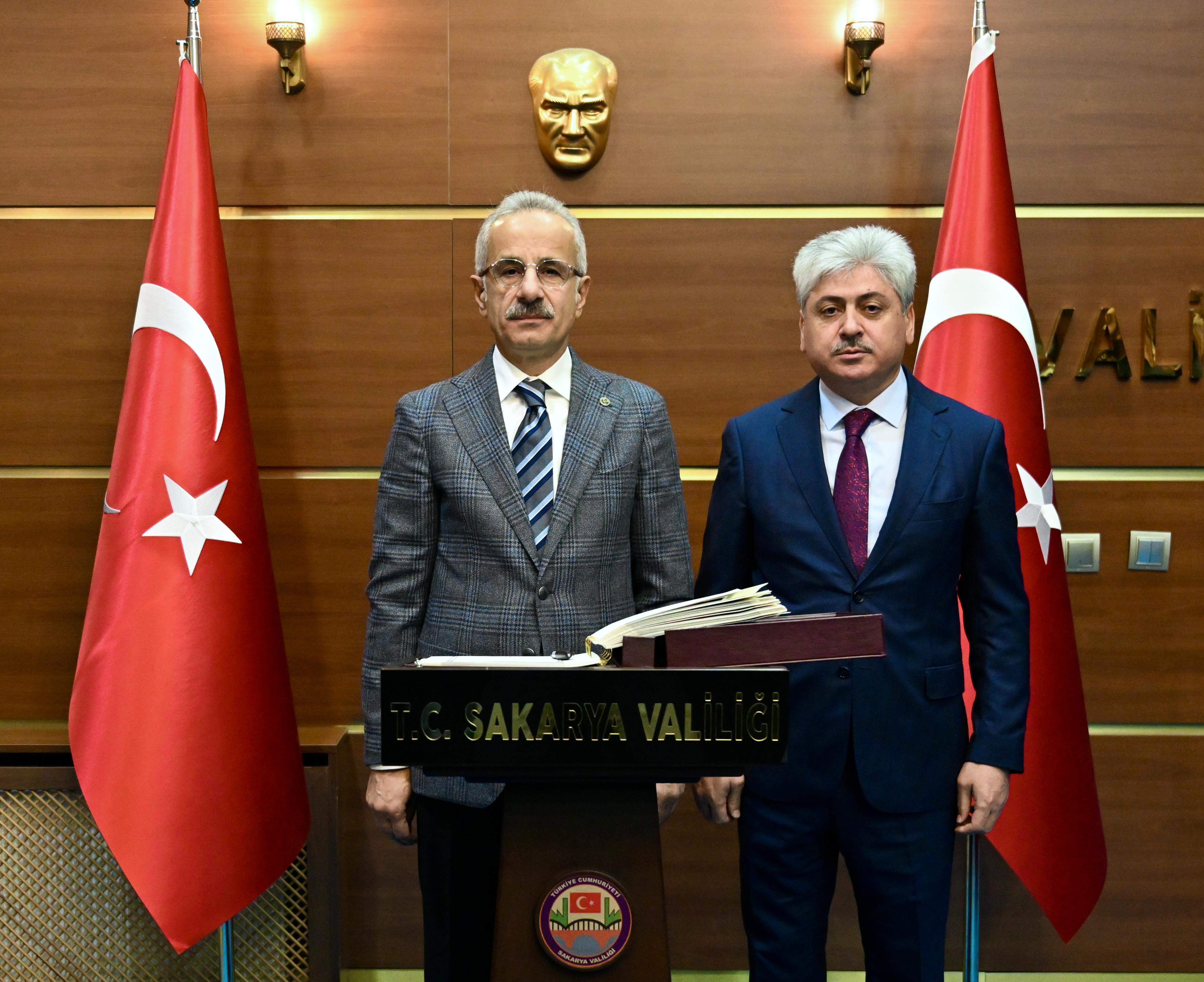 SAKARYA'YA 18,2 MİLYARLIK KARAYOLU YATIRIMI