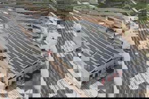 DEMİRYOLLARINDA GÜNEŞ ENERJİSİ DÖNEMİ BAŞLADI