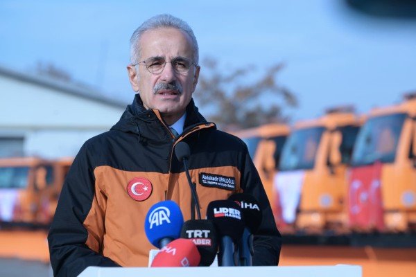 KARLA MÜCADELEYE 2,2 MİLYAR LİRALIK ARAÇ DESTEĞİ