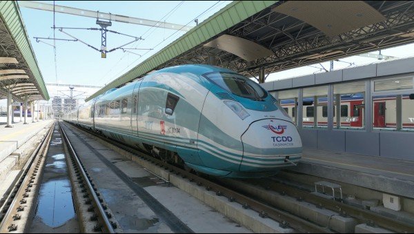 KONYA-İSTANBUL HATTI’NDA 13 MİLYON YOLCU YÜKSEK HIZDA SEYAHAT ETTİ