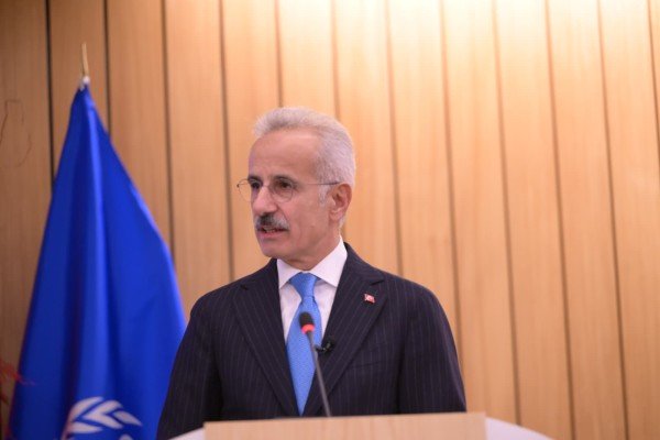 KÜRESEL DENİZCİLİĞİN GELECEĞİ İÇİN ORTAK SORUMLULUK VURGUSU