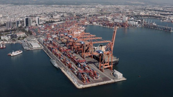 LİMANLARDA CUMHURİYET TARİHİNİN REKORU KIRILDI