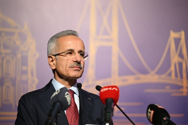 ULAŞIMDA HEDEF YEŞİL DÖNÜŞÜM VE SIFIR EMİSYON…
