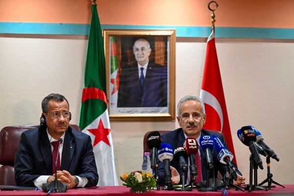 ULAŞTIRMA VE ALTYAPI BAKANI ABDULKADİR URALOĞLU CEZAYİR'DE İŞ İNSANLARIYLA GÖRÜŞTÜ