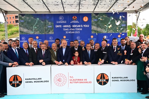 ULAŞTIRMA VE ALTYAPI BAKANI KARAİSMAİLOĞLU: ÜNYE-AKKUŞ-NİKSAR YOLU’NU EN KISA ZAMANDA BİTİRECEĞİZ
